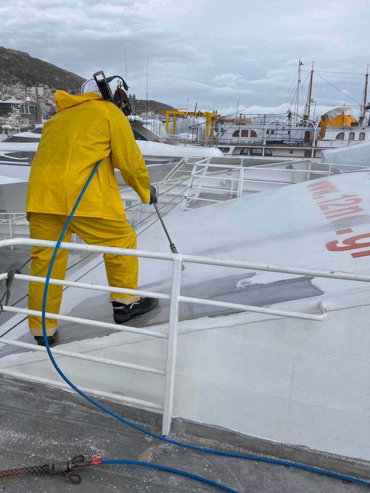 Catamaran vessel external hull and deck treatment